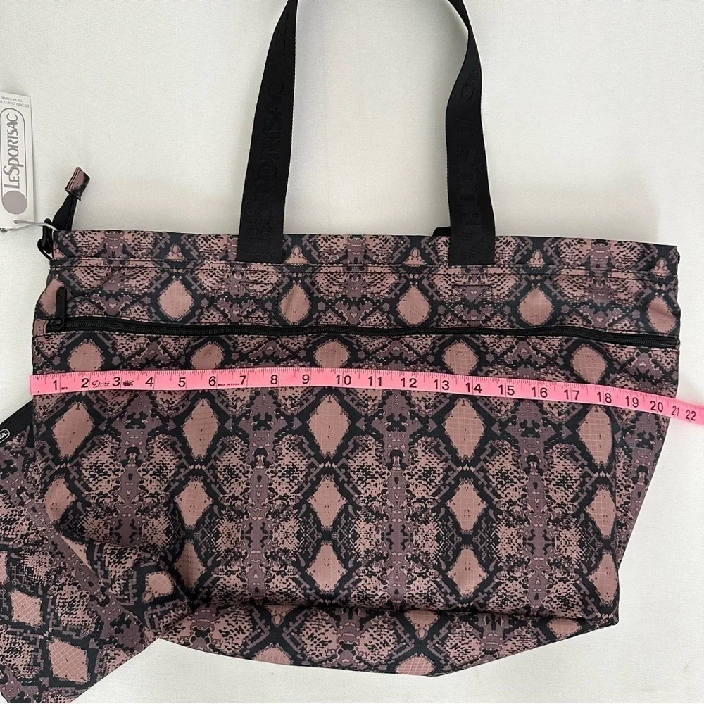 Lesportsac carlin diaper